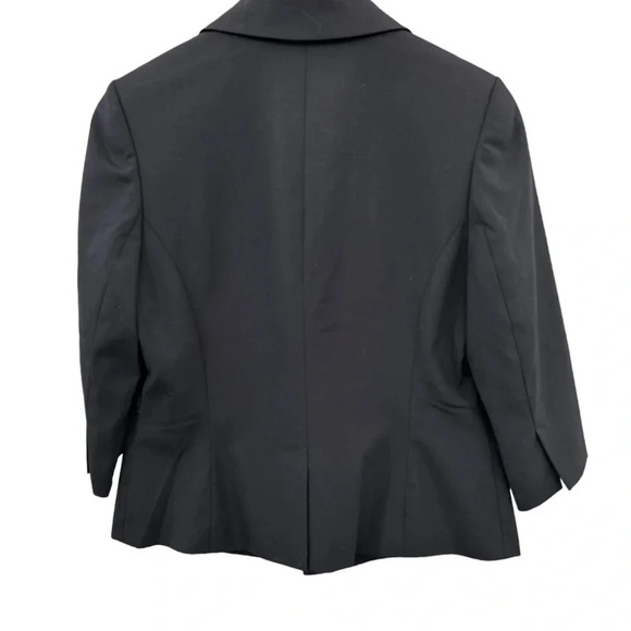 Banana Republic Black 3 Button Structured Blazer  Size 6 - Picture 3 of 6